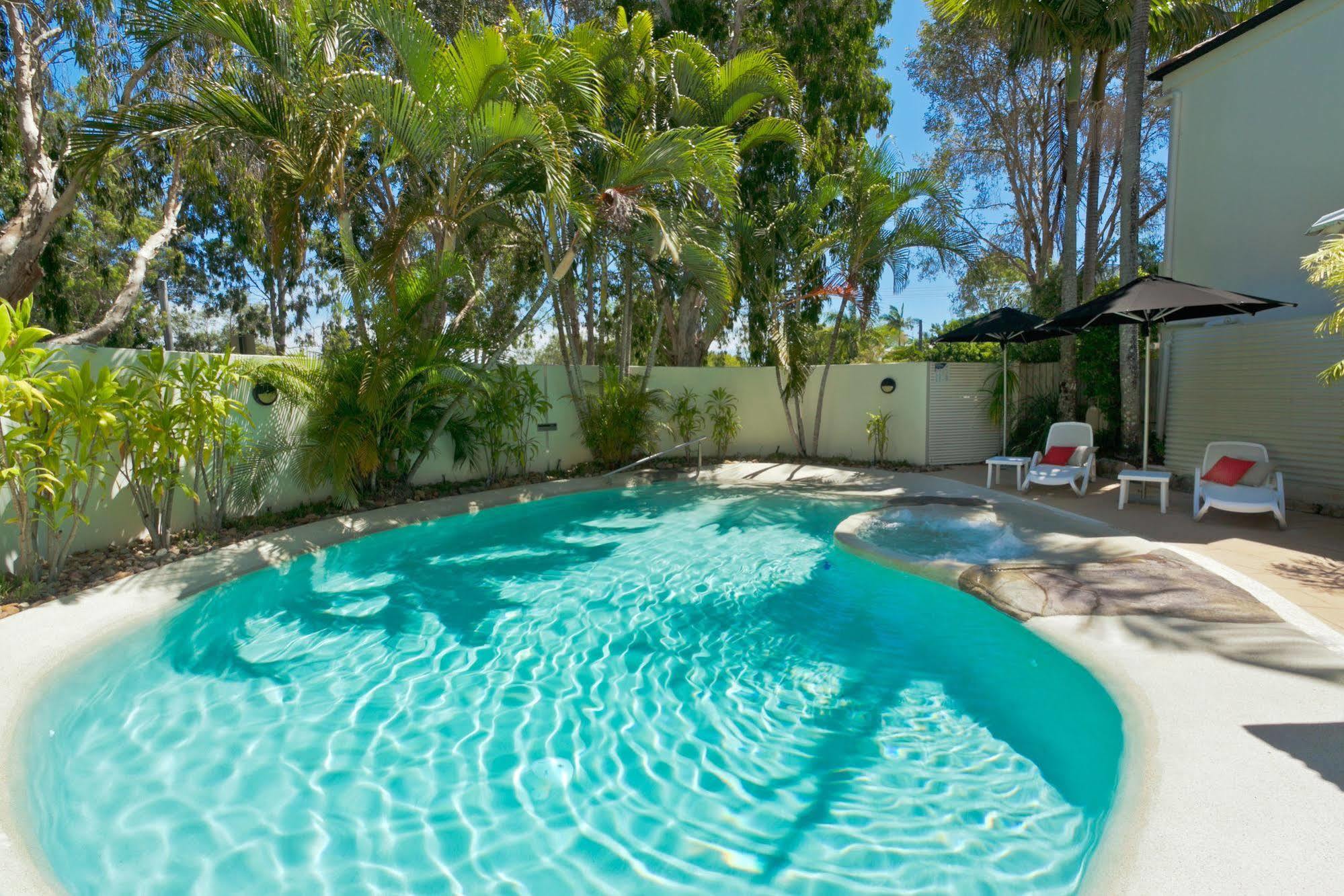 Noosa Riviera Resort Нусавил Екстериор снимка